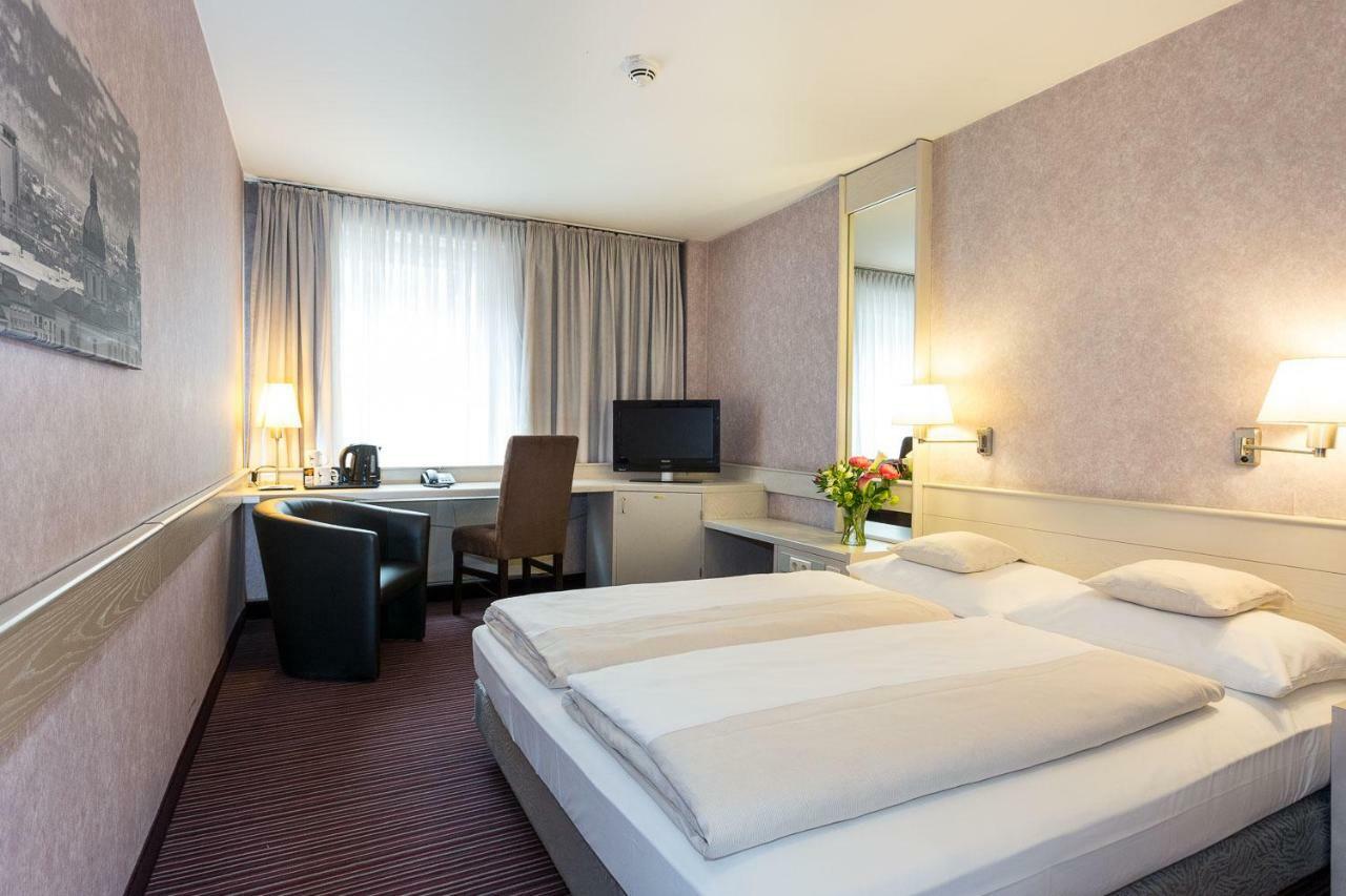 Hotel Cristal Munich Exterior photo